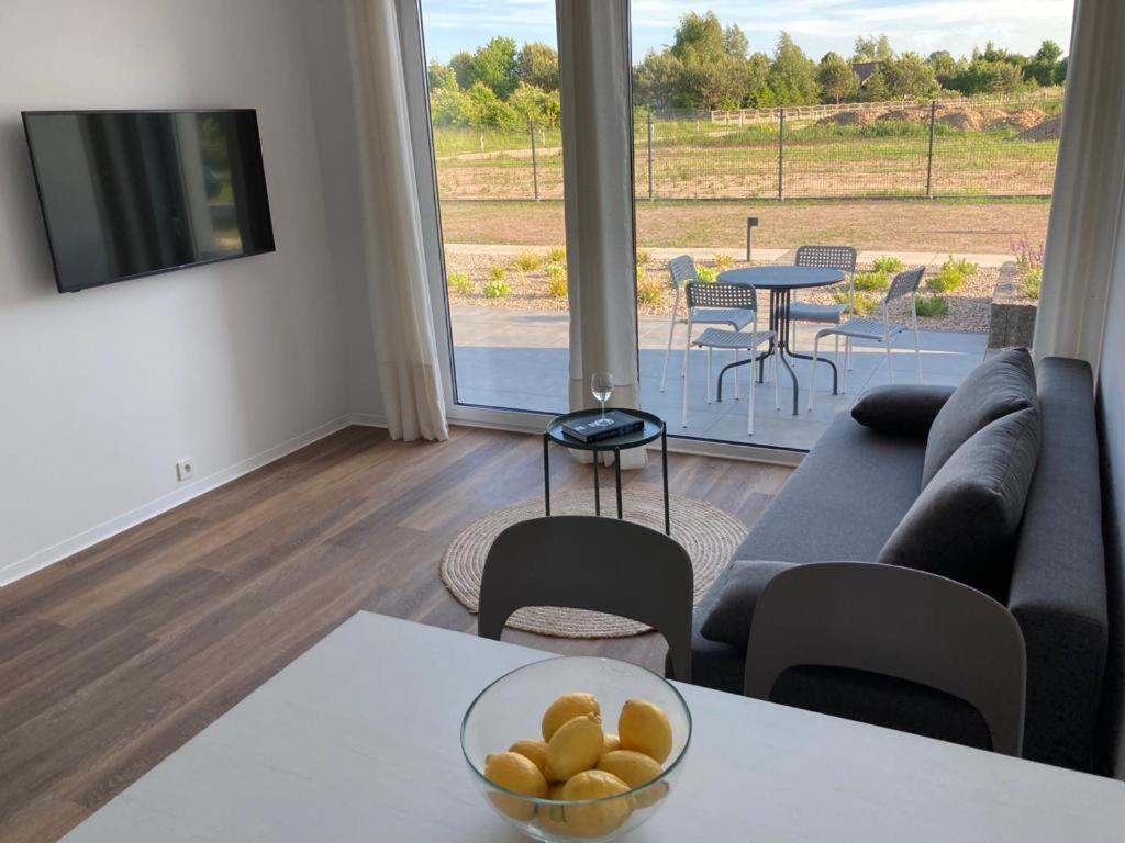 Dwa Morza Domki Caloroczne Z Ogrodem Puck Bagian luar foto
